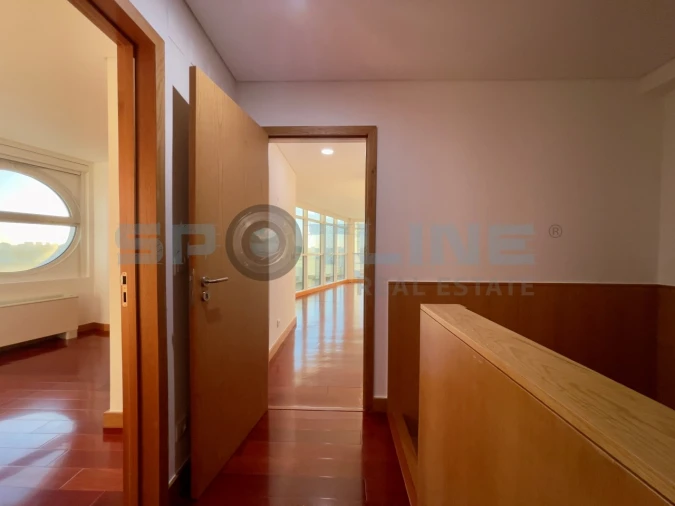 Apartamento T2 para Arrendamento em Parque das Nações Foto 35
