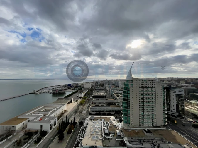 Apartamento T2 para Arrendamento em Parque das Nações Foto 60