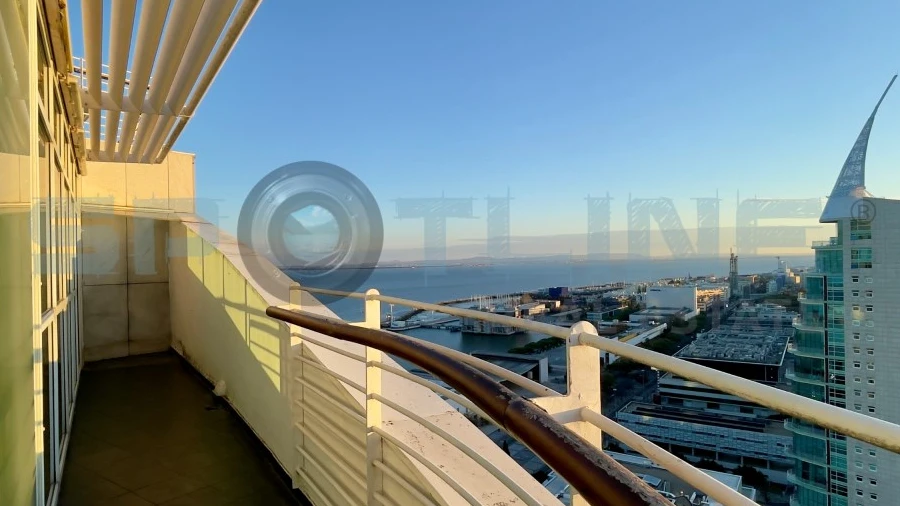 Apartamento T2 para Arrendamento em Parque das Nações