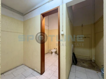 Armazém para Venda em Vialonga