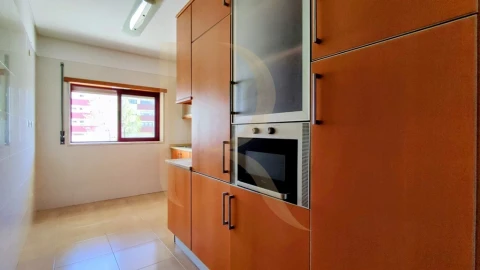 Apartamento T3 para Venda em Seixal, Arrentela e Aldeia de Paio Pires