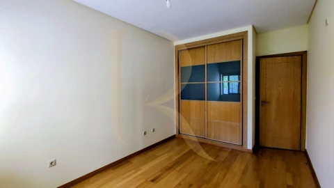 Apartamento T3 para Venda em Seixal, Arrentela e Aldeia de Paio Pires