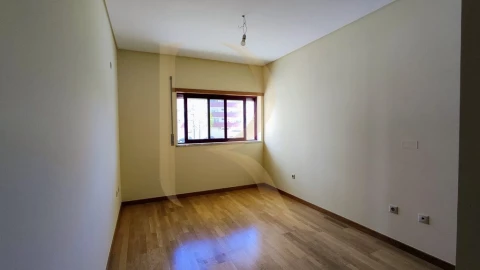 Apartamento T3 para Venda em Seixal, Arrentela e Aldeia de Paio Pires