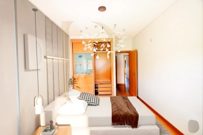 Apartamento T3 para Venda em Seixal, Arrentela e Aldeia de Paio Pires