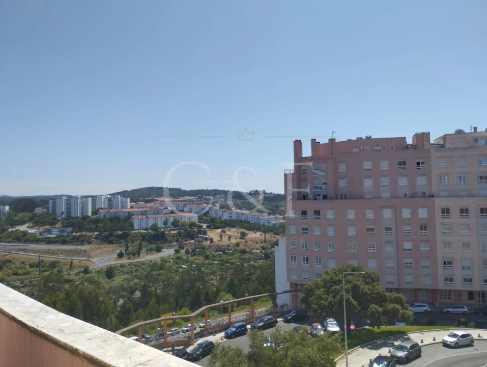 Apartamento T2 para Venda em Rio de Mouro Foto 34