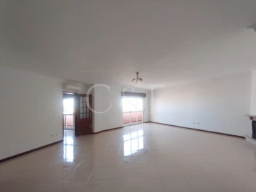 Apartamento T2 para Venda em Rio de Mouro