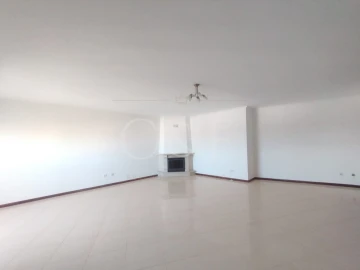 Apartamento T2 para Venda em Rio de Mouro