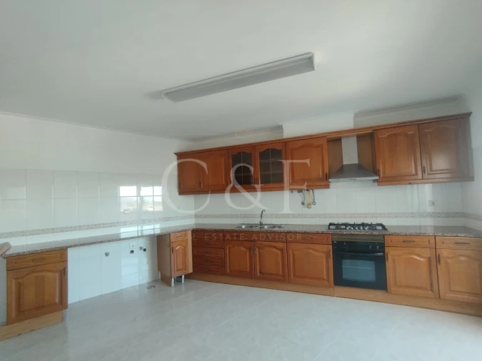 Apartamento T2 para Venda em Rio de Mouro Foto 4