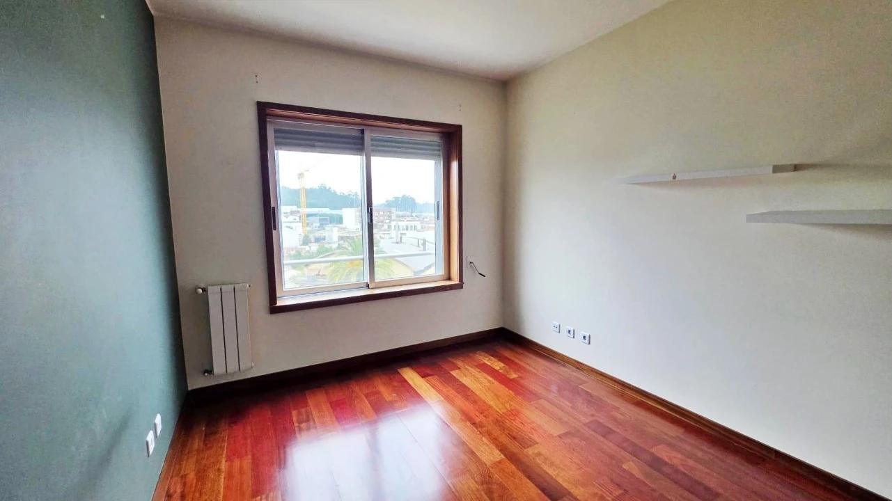 Apartamento T3 para Venda em Cidade da Maia Foto 17