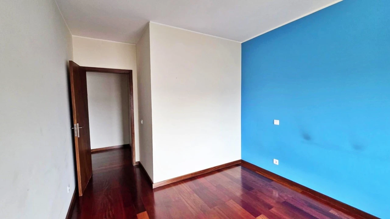 Apartamento T3 para Venda em Cidade da Maia Foto 18