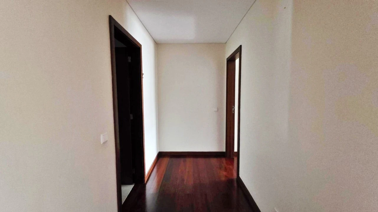 Apartamento T3 para Venda em Cidade da Maia Foto 19