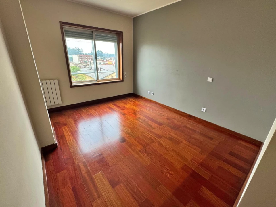 Apartamento T3 para Venda em Cidade da Maia Foto 24