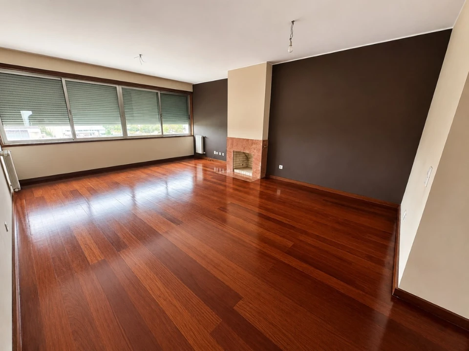 Apartamento T3 para Venda em Cidade da Maia Foto 3