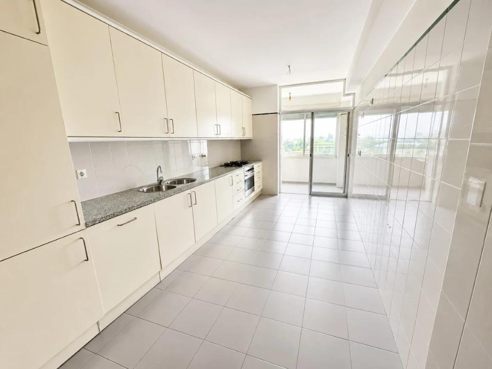 Apartamento T3 para Venda em Cidade da Maia Foto 7