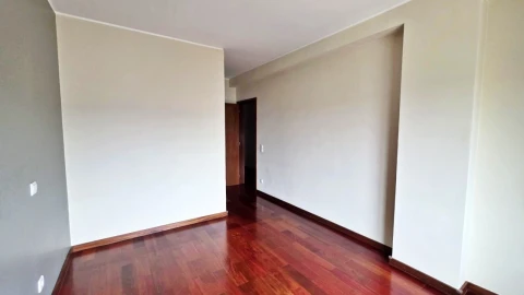 Apartamento T3 para Venda em Cidade da Maia