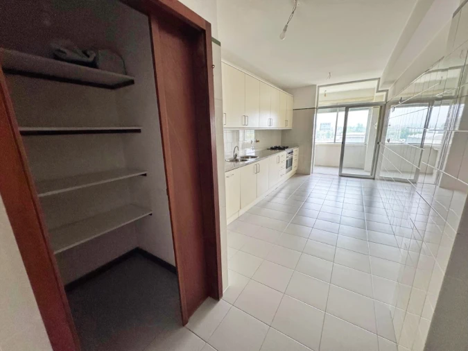 Apartamento T3 para Venda em Cidade da Maia Foto 10