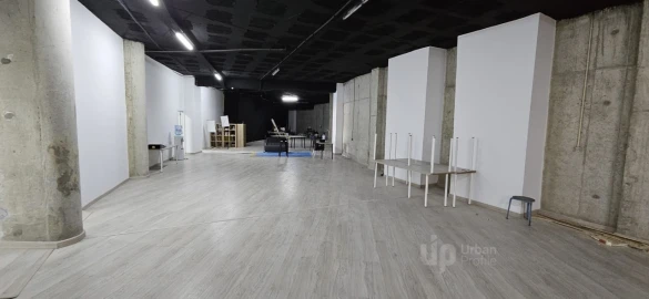 Loja para Arrendamento em Barcarena