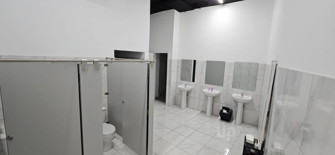 Loja para Arrendamento em Barcarena Foto 17