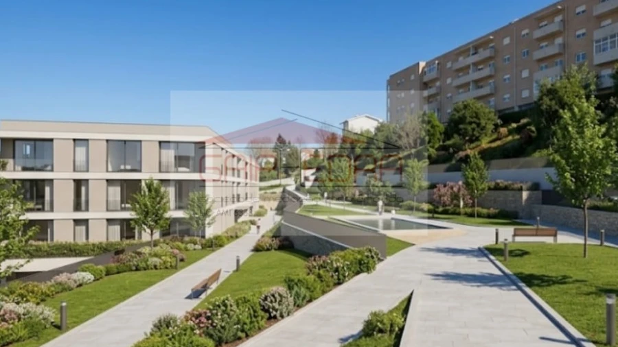 Terreno para Venda em Louredo