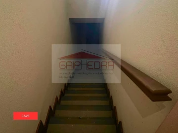 Loja para Venda em Santa Maria de Lamas