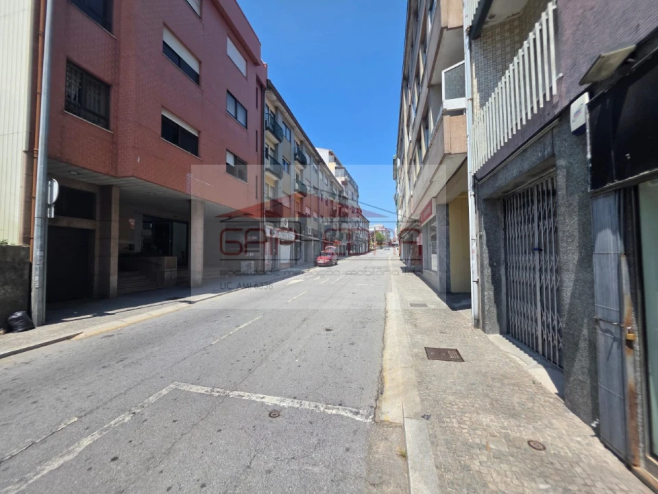 Loja para Venda em Rio Tinto Foto 13