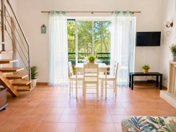 Apartamento T2 para Venda em Charneca de Caparica e Sobreda