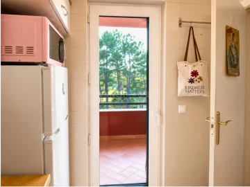 Apartamento T2 para Venda em Charneca de Caparica e Sobreda
