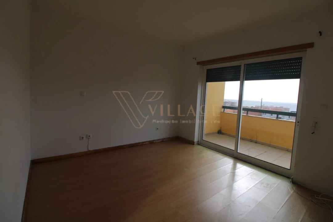 Moradia T3 para Venda em Vila Praia de Ancora Foto 16