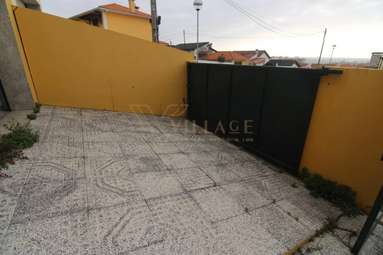 Moradia T3 para Venda em Vila Praia de Ancora Foto 3