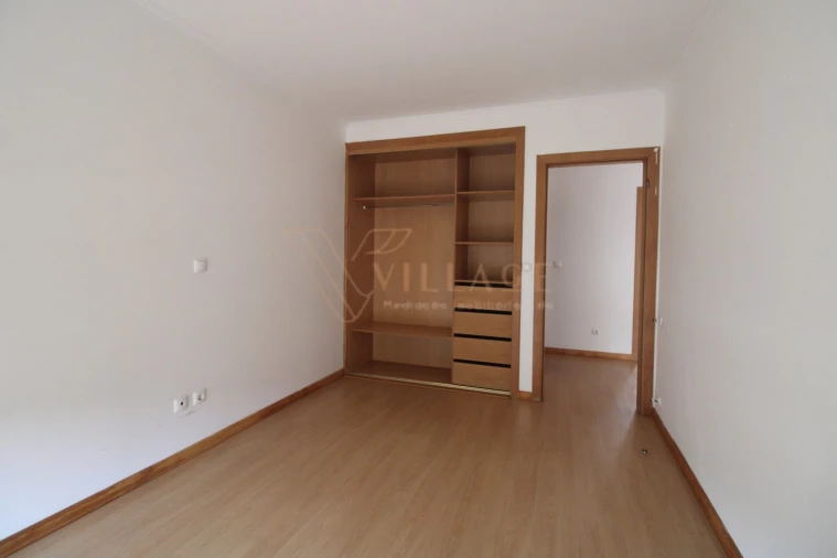 Moradia T3 para Venda em Vila Praia de Ancora Foto 15