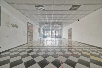 Loja para Venda em Chamusca e Pinheiro Grande