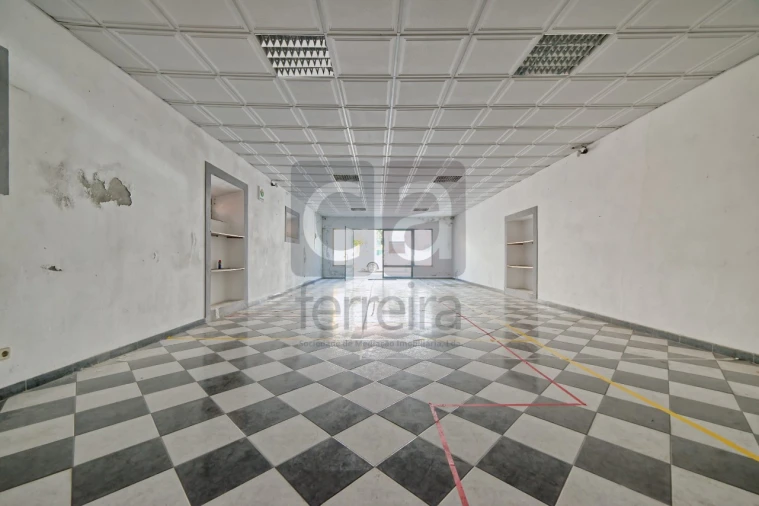 Loja para Venda em Chamusca e Pinheiro Grande Foto 4