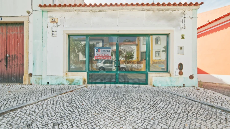 Loja para Venda em Chamusca e Pinheiro Grande