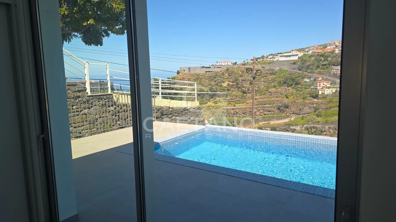 Moradia T2 para Venda em Calheta Foto 47