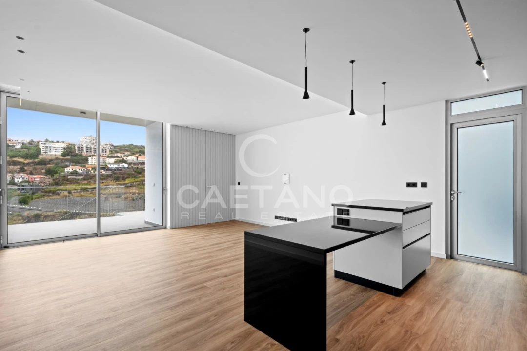 Moradia T2 para Venda em Calheta Foto 18