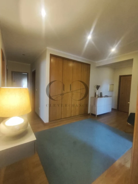 Apartamento T3 para Venda em Pedroso e Seixezelo