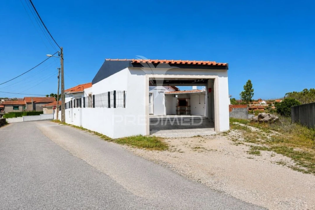 Moradia T2 para Venda em Arrabal Foto 4