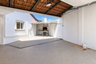 Moradia T2 para Venda em Arrabal