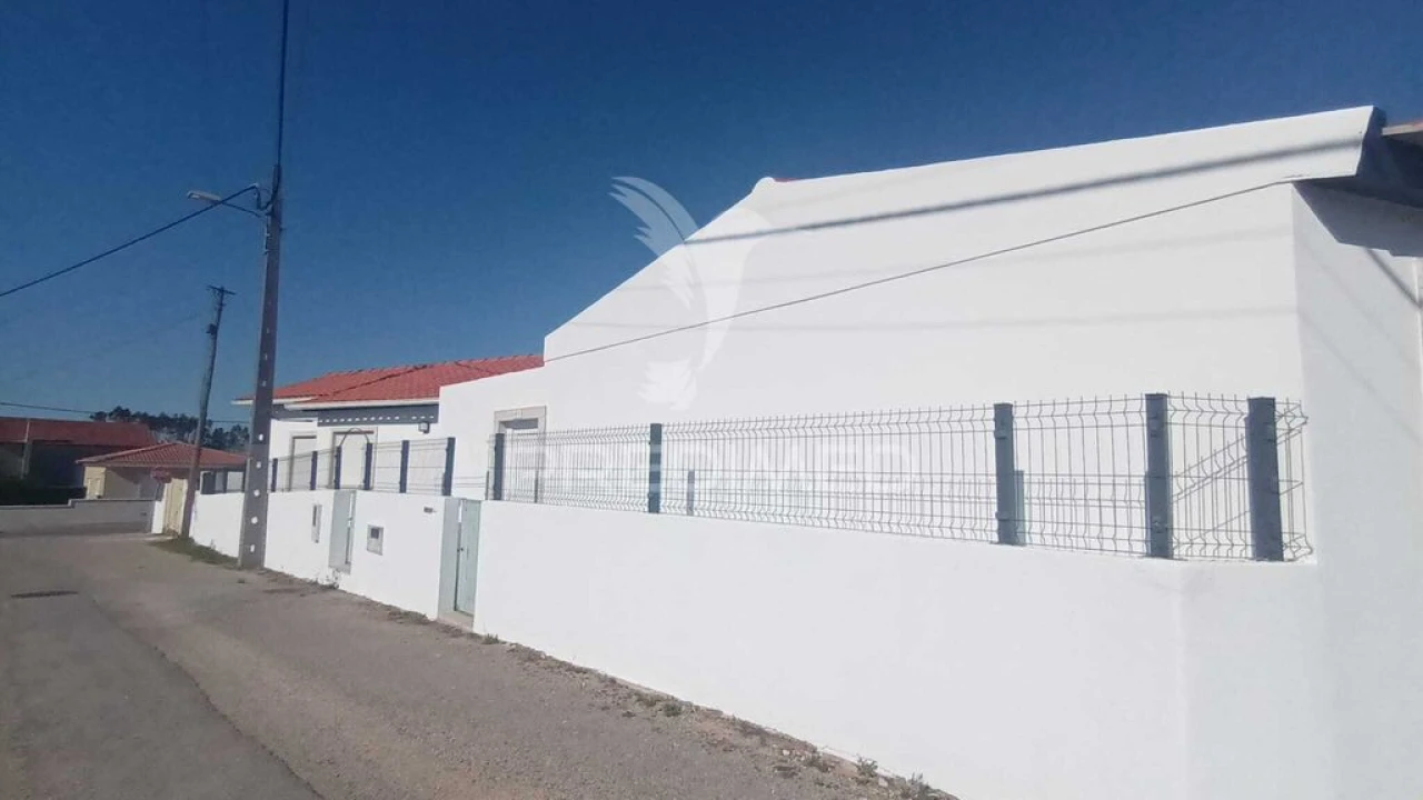 Moradia T2 para Venda em Arrabal Foto 3