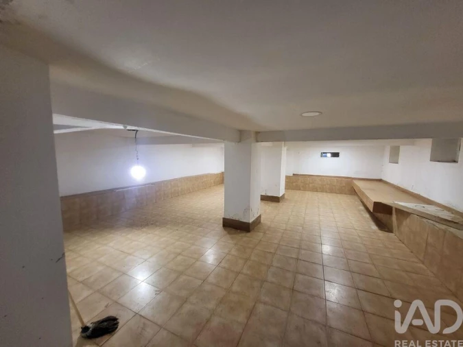 Loja para Venda em Algés, Linda-A-Velha e Cruz Quebrada-Dafundo Foto 11