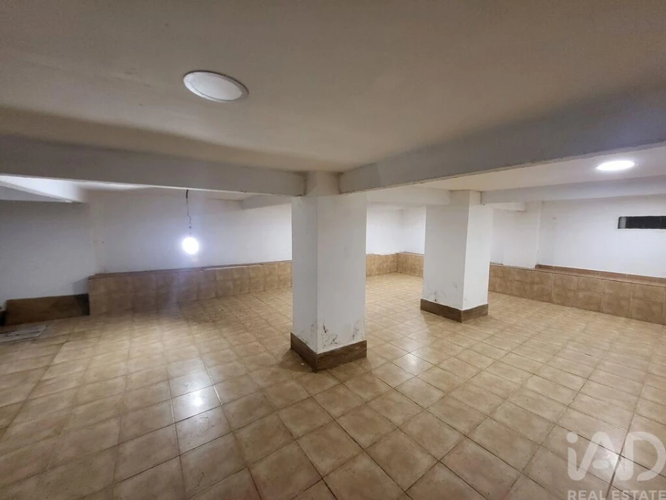 Loja para Venda em Algés, Linda-A-Velha e Cruz Quebrada-Dafundo Foto 15