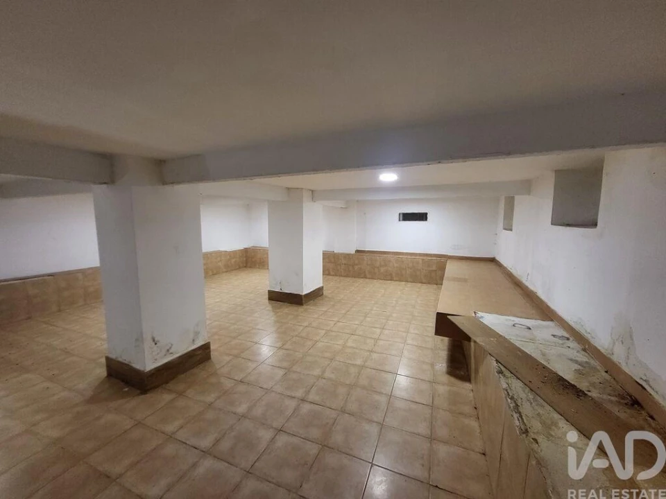 Loja para Venda em Algés, Linda-A-Velha e Cruz Quebrada-Dafundo Foto 10