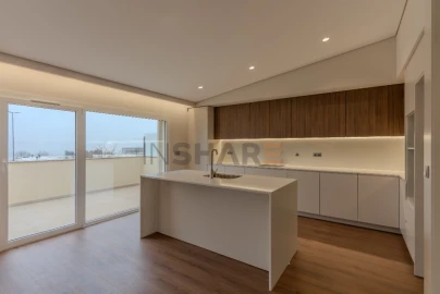 Apartamento T3 para Venda em São Vicente (Braga)