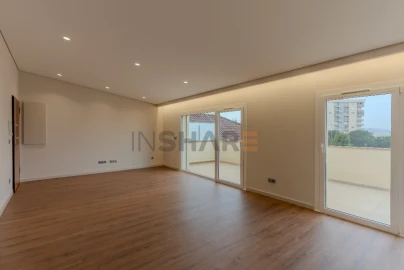 Apartamento T3 para Venda em São Vicente (Braga)