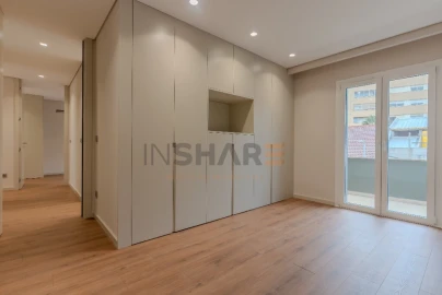 Apartamento T3 para Venda em São Vicente (Braga)