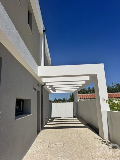 Moradia para Venda em Fernao Ferro
