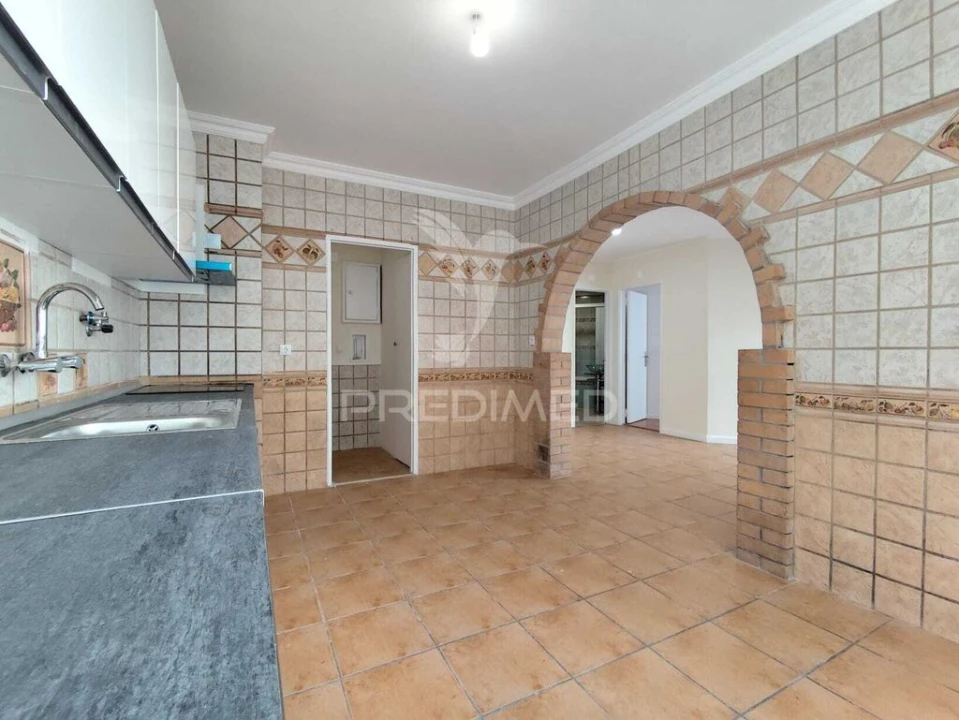 Apartamento T2 para Venda em Algueirão-Mem Martins Foto 9