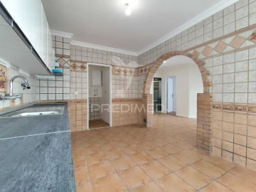 Apartamento T2 para Venda em Algueirão-Mem Martins
