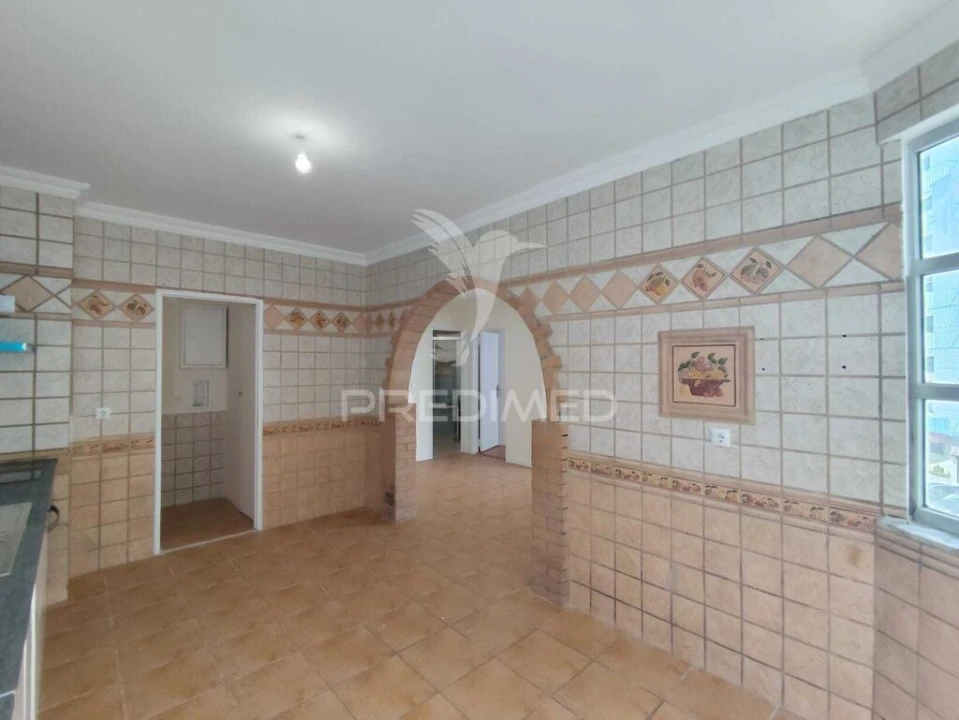 Apartamento T2 para Venda em Algueirão-Mem Martins Foto 11