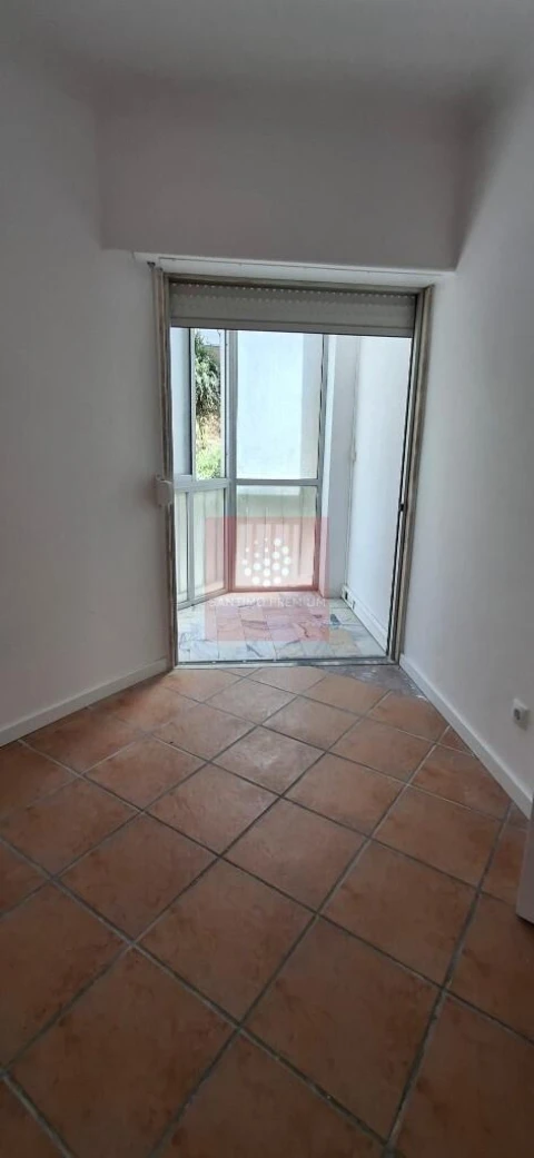 Apartamento T2 para Venda em Algueirão-Mem Martins